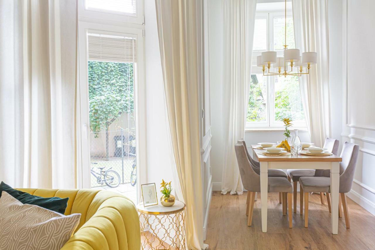 Apartament Golden Place Краків Екстер'єр фото